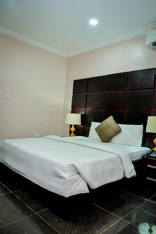 Power Mike Guest House Abuja Luaran gambar